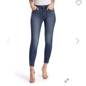 Articles of Society Mya vintage wash skinny jean.